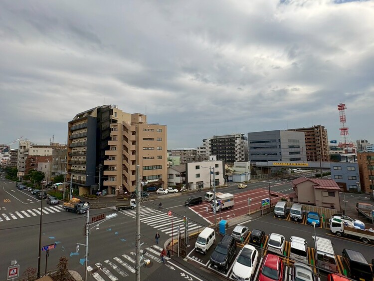 その他 眺望や窓からの景色が良いと、家で過ごす時間も快適です。