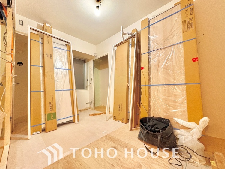 内装 《改装中》寝室は一日の疲れを癒す大切な空間。快適で落ち着けるおすすめの間取りです。