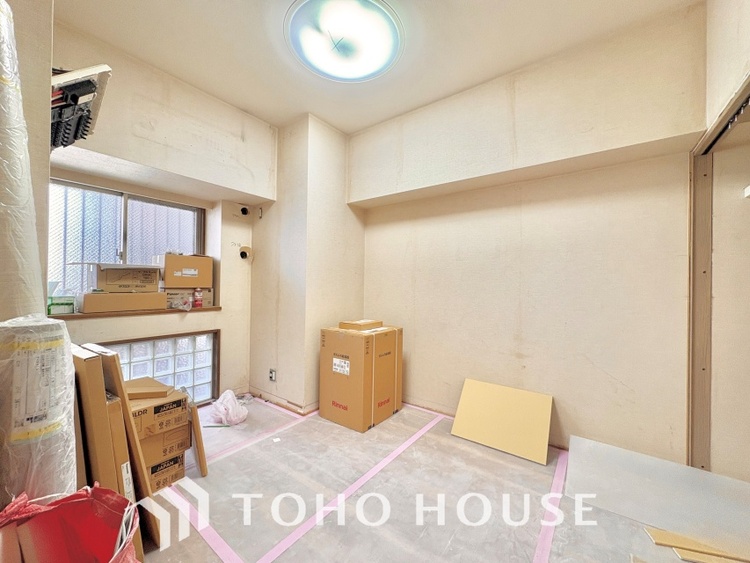 内装 《改装中》寝室は一日の疲れを癒す大切な空間。快適で落ち着けるおすすめの間取りです。