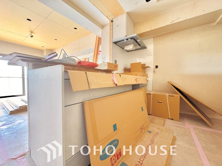 キッチン 《改装中》【Kitchen】安心してお料理に取り組んでいただけます。会話だって自然とはずむはず。