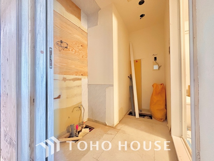 洗面 《改装中》清潔感あふれる洗面化粧台で、毎日の身支度を快適にサポートします。