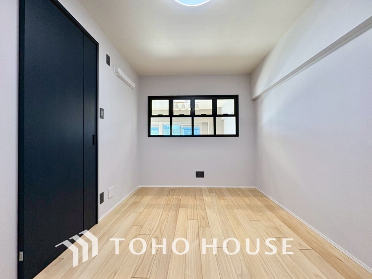 内装 【PRIVATE ROOM】◆快適◆な暮らしに不可欠な収納スペース。快適さとともに思い出も詰まっていく。