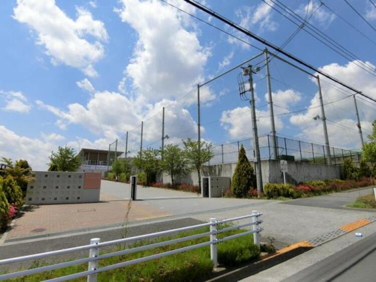 周辺 町田市立小山中学校迄410ｍ