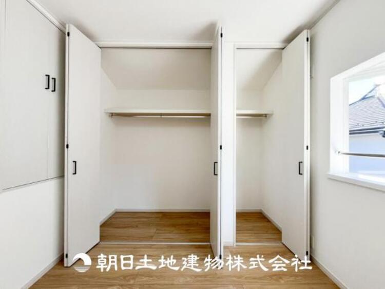 収納 【収納】部屋ごとに設けた収納は住みやすさへのこだわりがあります。シンプルで使いやすい収納スペース。