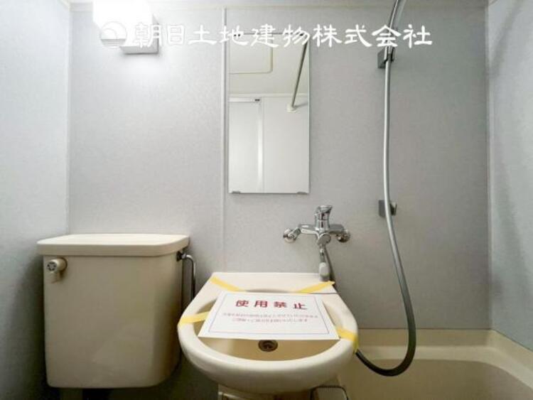 洗面 【洗面化粧台】慌ただしい1日が始まり、充実した1日の終わりを締めくくる洗面所。快適に過ごせることはもちろん、収納や機能性を兼ね備えた洗面化粧台です。快適に過ごせることはもちろん、収納や機能性を兼ね備えた洗面化粧台です。