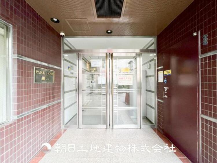 エントランス 【エントランス】 オートロック付きでセキュリティー面も安心です。