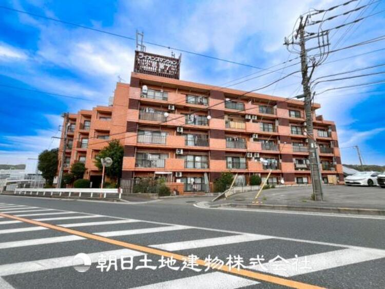 外観 【外観写真】その家から感じられる、気品・上質・重厚感・極細やかさ、そのすべては見た者に安らぎを与える特別な空間です。ここに住むからこそ意味がある。すべての（始まり）をここから迎えましょう。