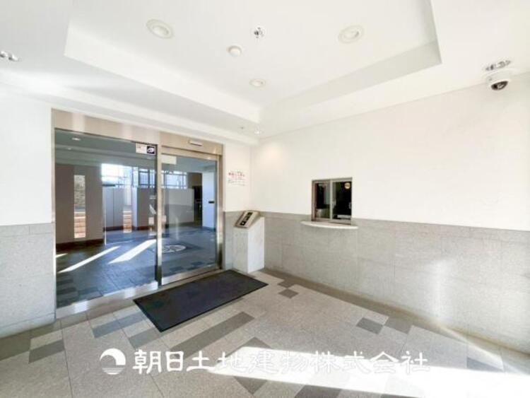 エントランス 【エントランス】 オートロック付きでセキュリティー面も安心です。