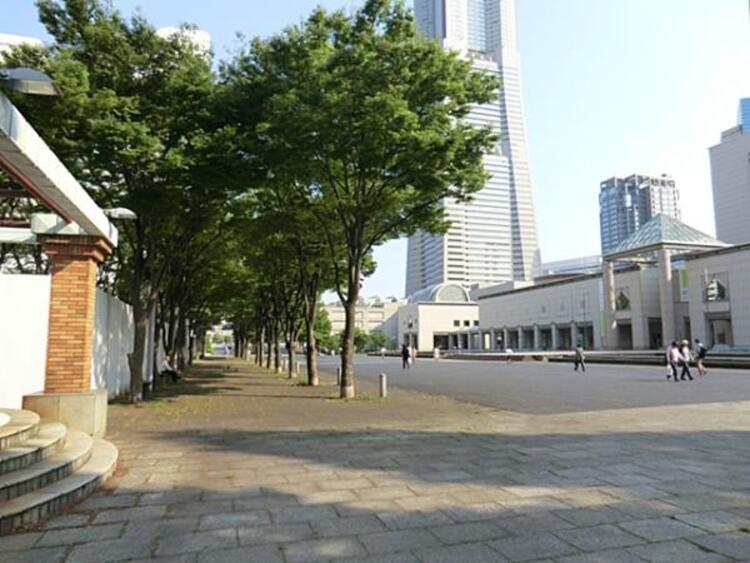 周辺 グランモ−ル公園まで約200m