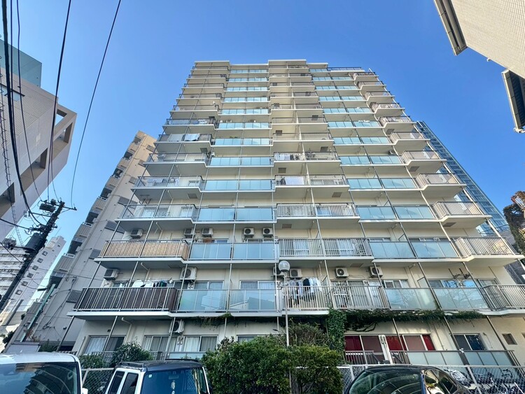 外観 資料には掲載していない情報が、現地にはたくさんあります。是非一度、現地をご確認ください。