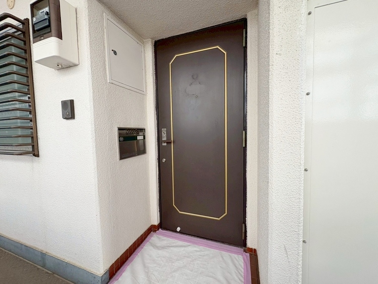 玄関 玄関を開ければ、そこは安らぎのご自宅。