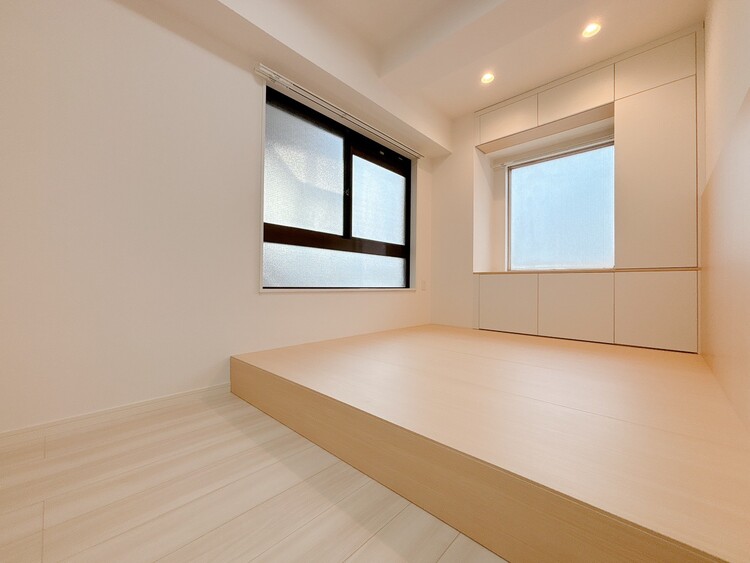 寝室 ベッドも十分に設置するスペースがあります。