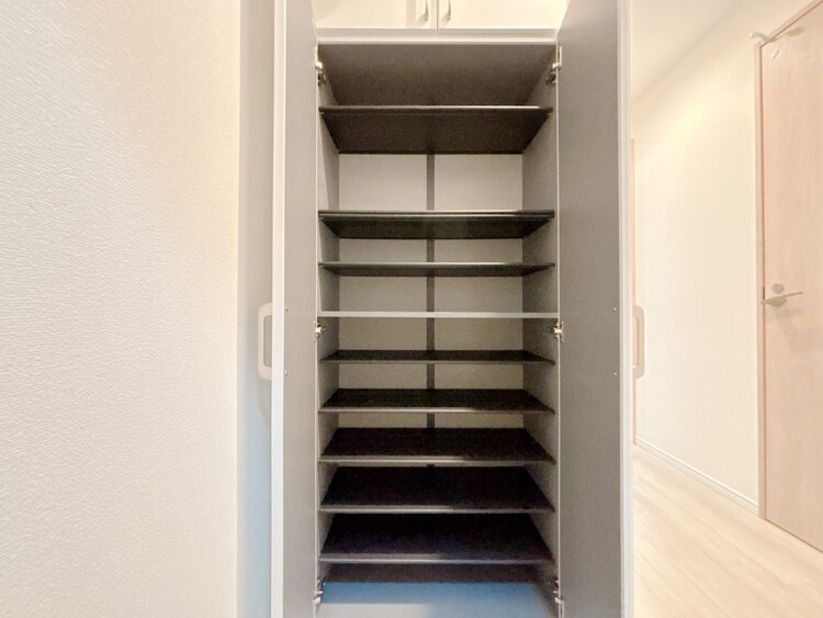 収納 居室にはクローゼットがあり、荷物もスッキリ収納して快適にお過ごしいただけます。