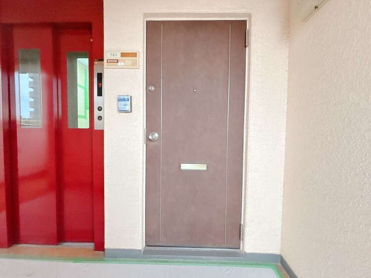 玄関 玄関を開ければ、そこは安らぎのご自宅。