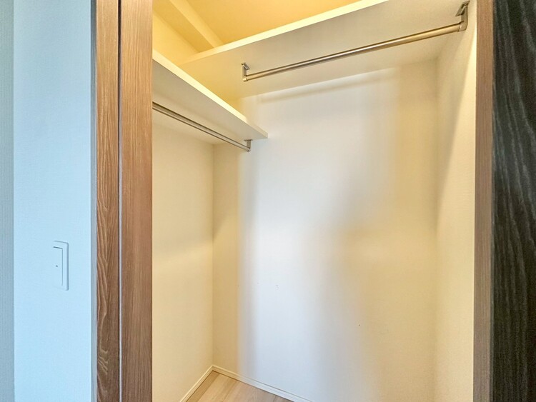 収納 居室にはクローゼットがあり、荷物もスッキリ収納して快適にお過ごしいただけます。