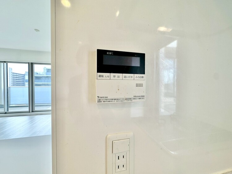 設備 見やすい画面で操作しやすい給湯パネルです。