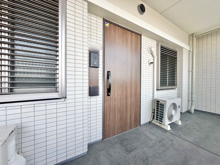 玄関 玄関を開ければ、そこは安らぎのご自宅。