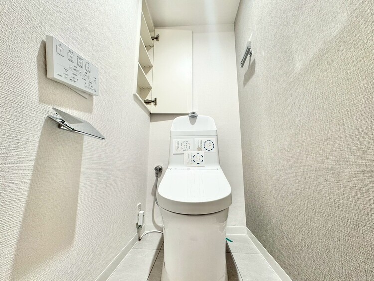 トイレ 暮らしの中のさりげないひとときの快適さにも、こだわりを、持って設備を配しております。