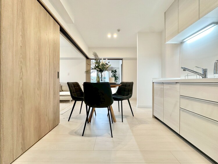 居間 豊かな居住性と、安心感を満たすクオリティが見事に調和した住空間。