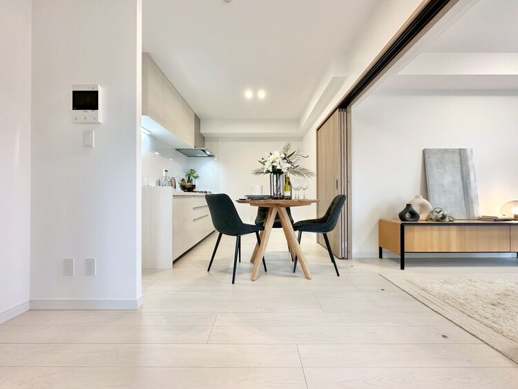 居間 過ごす時間が、たくさんの思い出として紡がれていく場所。