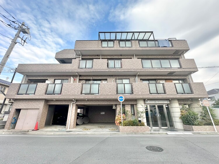 外観 資料には掲載していない情報が、現地にはたくさんあります。是非一度、現地をご確認ください。