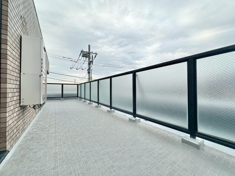 バルコニー 暮らしの中で、光と風を演出してくれるバルコニー。