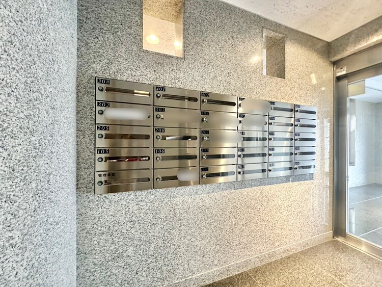 その他 郵便物を受け取るための郵便受けも、きちんと管理されています。