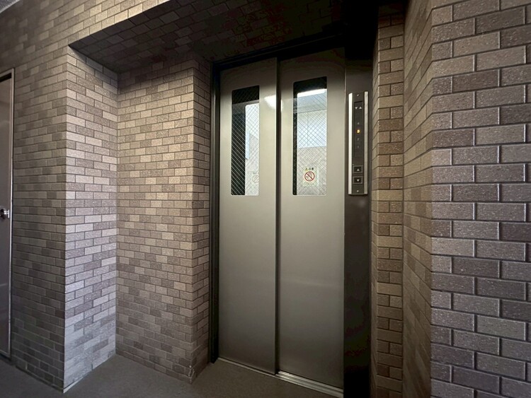 その他 エレベーターの管理も、きちんと行き届いてます。