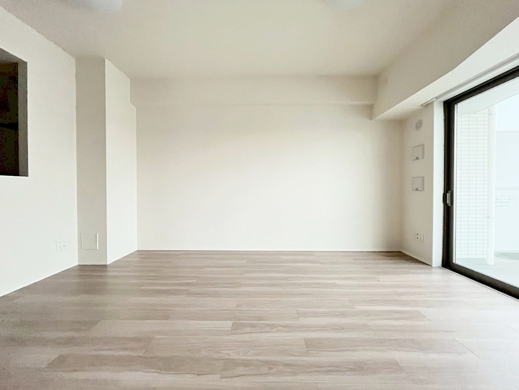 居間 飾り過ぎないシンプルな内装と偏り過ぎないデザインで統一しました。