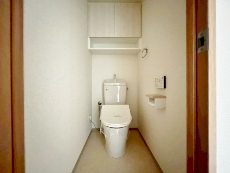 トイレ 暮らしの中のさりげないひとときの快適さにも、こだわりを、持って設備を配しております。