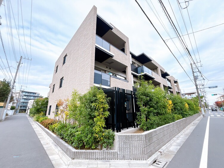 外観 ライフプランニングからローンまで、一貫してご説明させていただきます。お気軽にお問い合わせくださいませ。