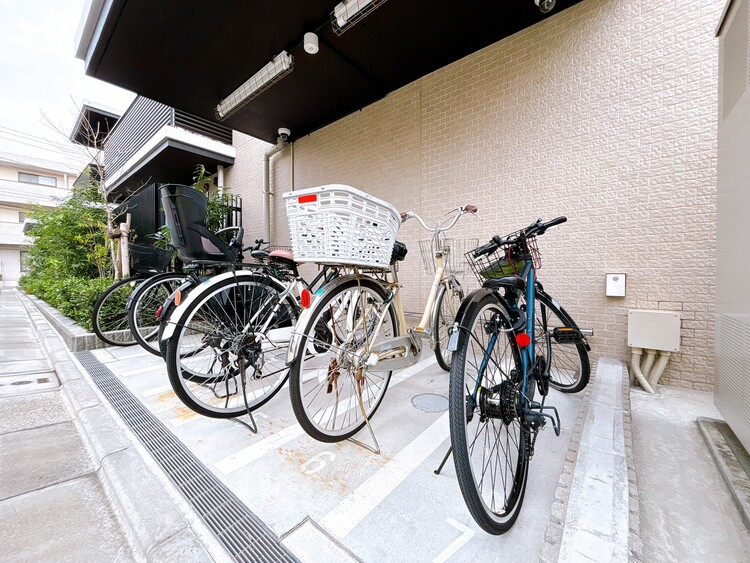 その他 きちんと整備された駐輪場。住む方の心遣いが感じられます。