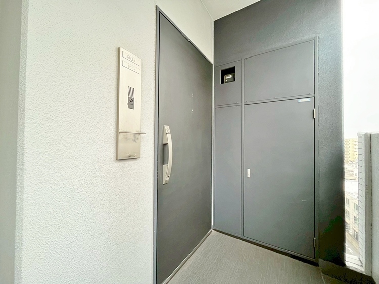 玄関 玄関を開ければ、そこは安らぎのご自宅。