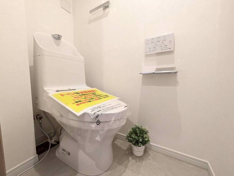 トイレ 暮らしの中のさりげないひとときの快適さにも、こだわりを、持って設備を配しております。