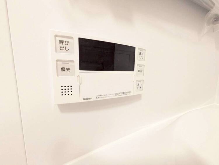 設備 見やすい画面で操作しやすい給湯パネルです。