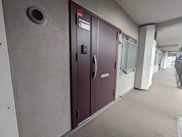 玄関 玄関を開ければ、そこは安らぎのご自宅。