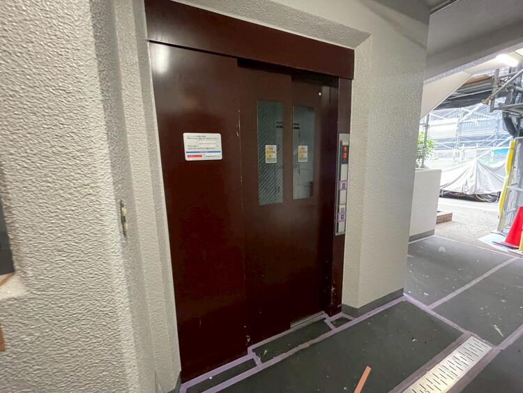 設備 エレベーターの管理も、きちんと行き届いてます。