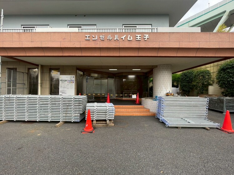 エントランス 外と内をつなぐエントランスは、まさに顔となる場所。