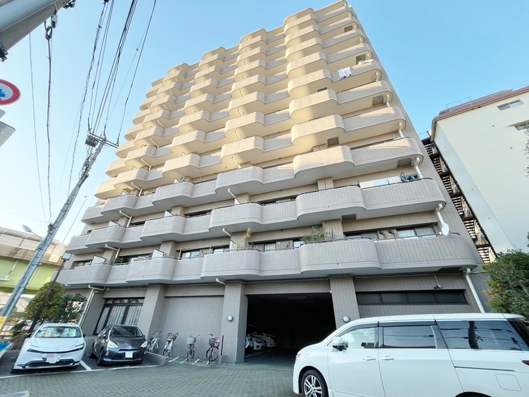 外観 資料には掲載していない情報が、現地にはたくさんあります。是非一度、現地をご確認ください。