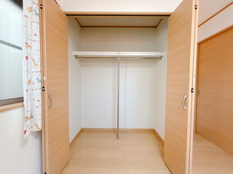 収納 居室にはクローゼットがあり、荷物もスッキリ収納して快適にお過ごしいただけます。
