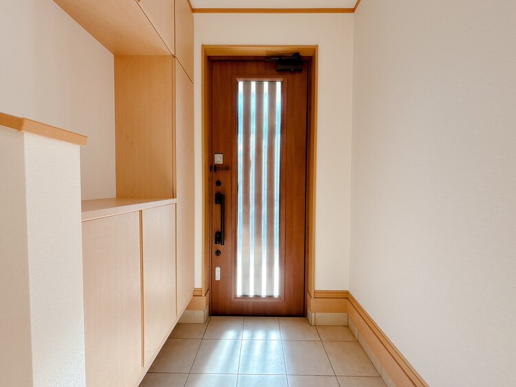 玄関 シューズボックスを完備した玄関です。