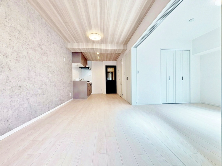 居間 豊かな居住性と、安心感を満たすクオリティが見事に調和した住空間。