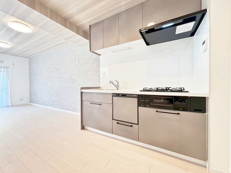 キッチン 洗練されたスタイリッシュなデザイン性と使いやすさを備えた仕様。