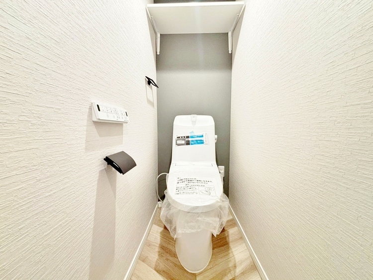 トイレ 暮らしの中のさりげないひとときの快適さにも、こだわりを、持って設備を配しております。