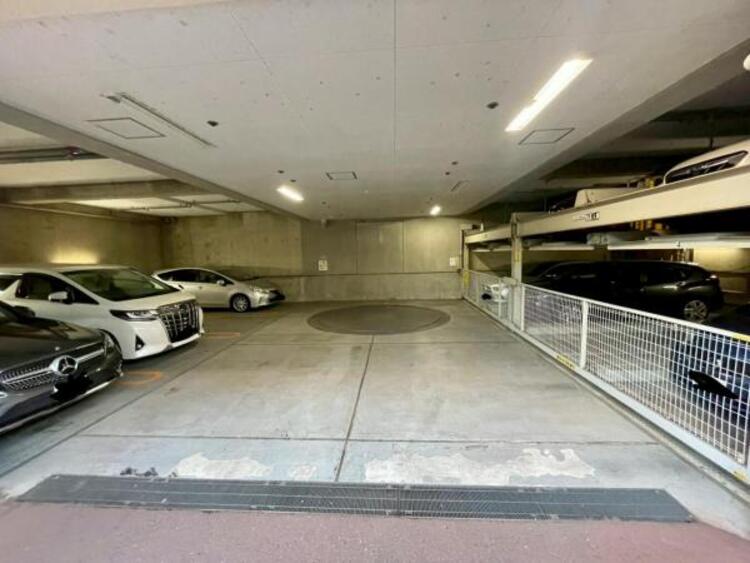 駐車場 駐車場付きで、マイカー派の方にも安心です。