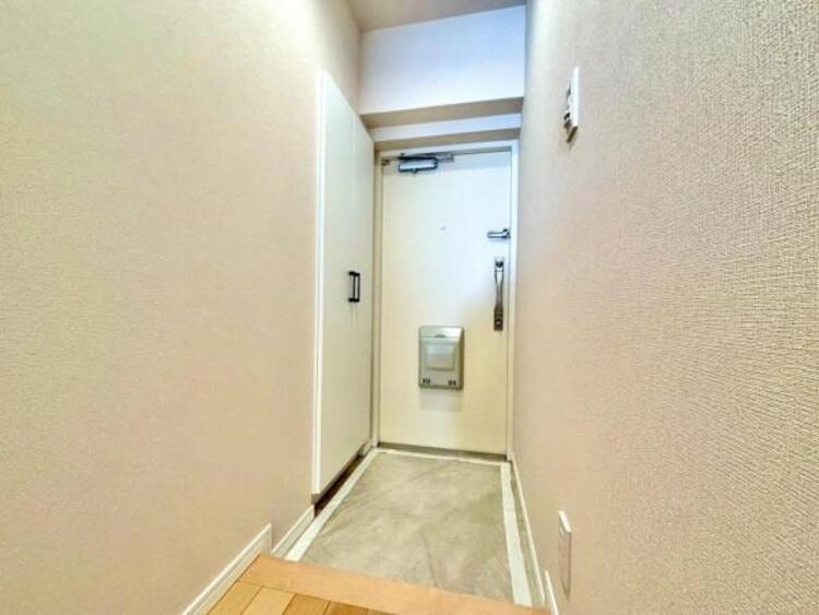 その他 段差の小さい玄関はお子様にはもちろん、将来的にも安心できるポイントです。「ただいま」が楽しみになる広々とした玄関です。