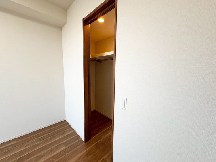 その他 家電やスーツケース、ストック品など何でも片付く嬉しい空間です。