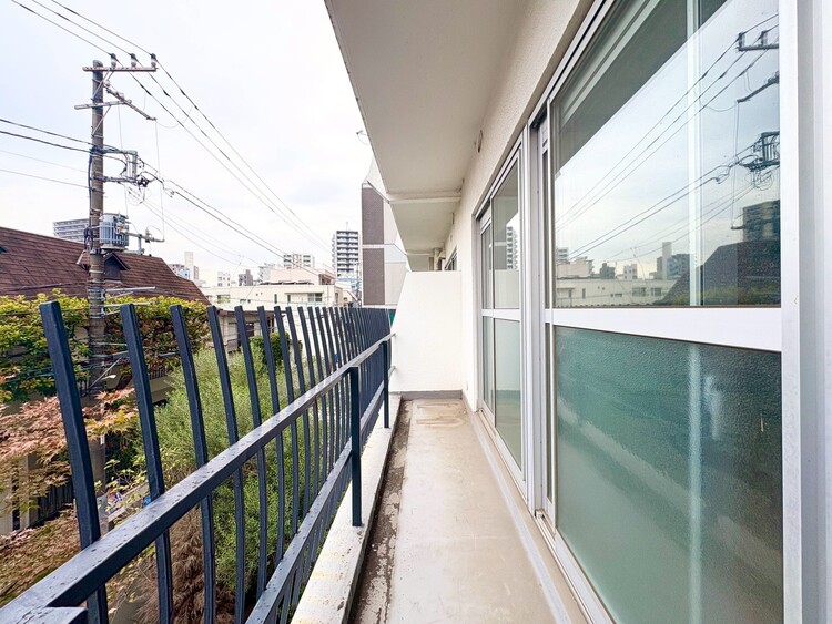 その他 朝の澄んだ空気や、夕方に吹く清々しい風を感じられるバルコニー。