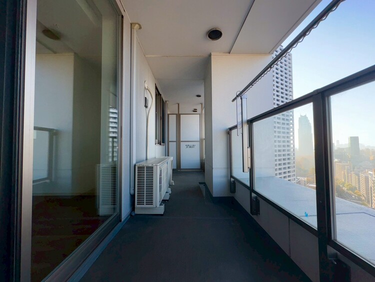 その他 朝の澄んだ空気や、夕方に吹く清々しい風を感じられるバルコニー。