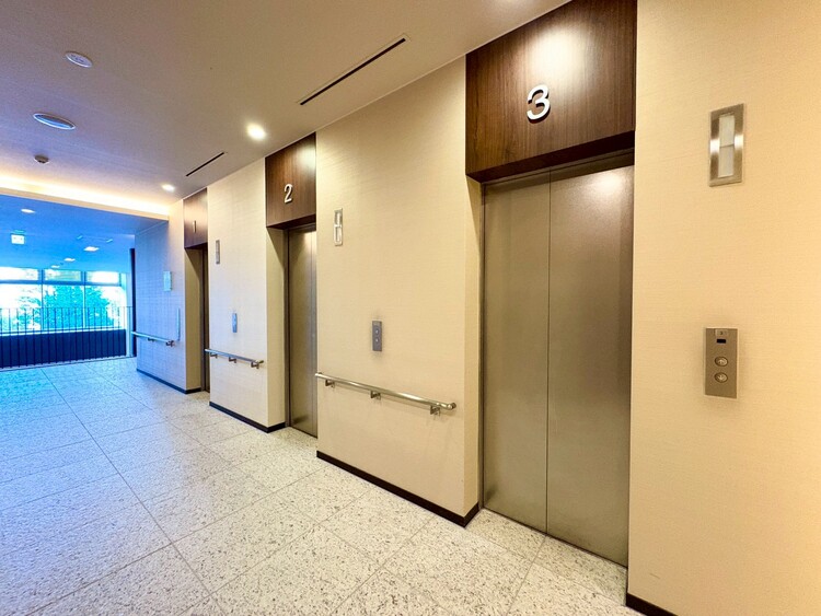 その他 エレベーター完備のため荷物が多くなっても安心。